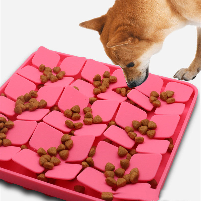 Pet Licking Plate – Slow Down Meals & Soothe Your Pet! - Bark Buddies Club